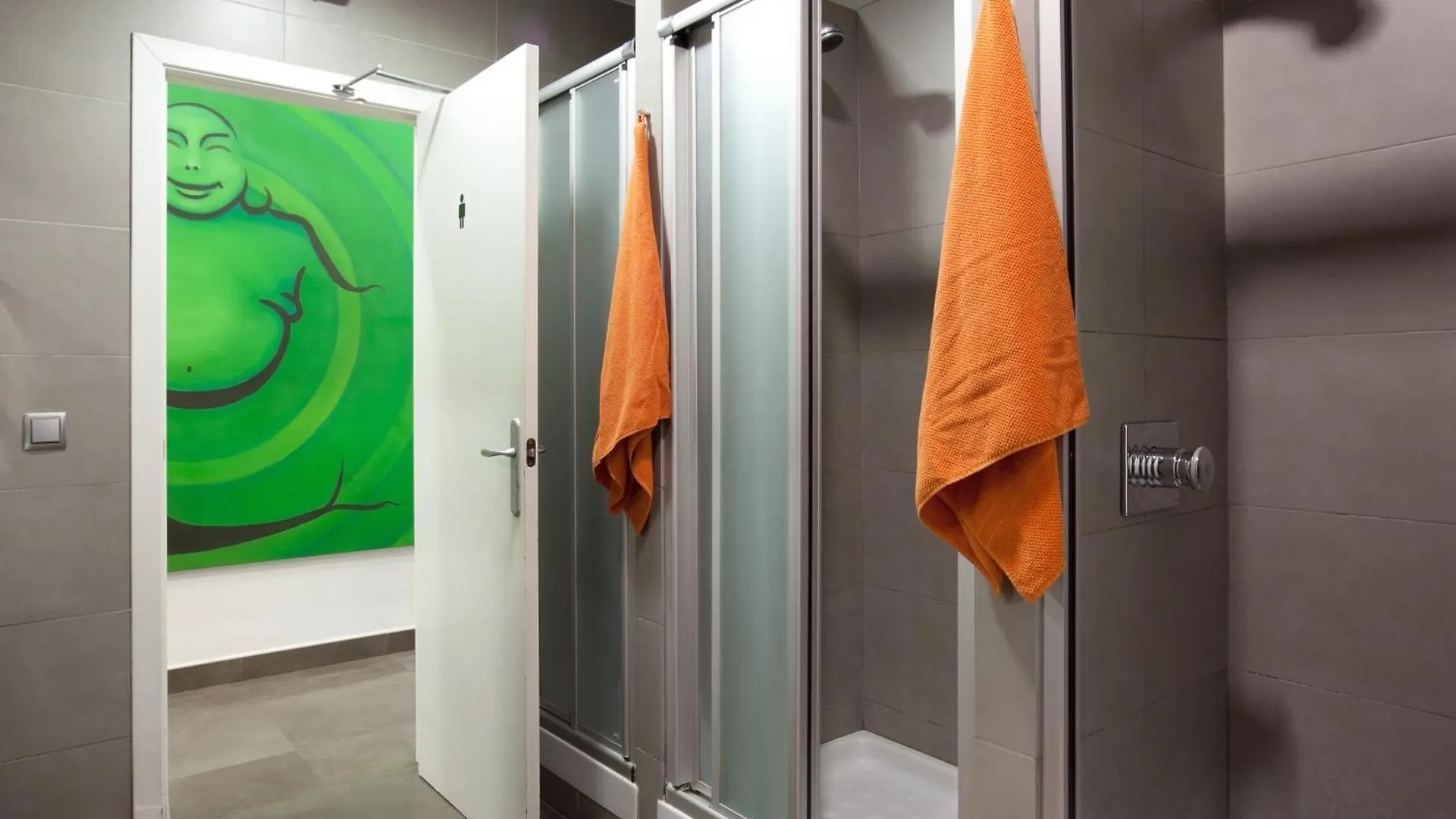 Hip Karma Hostel Барселона