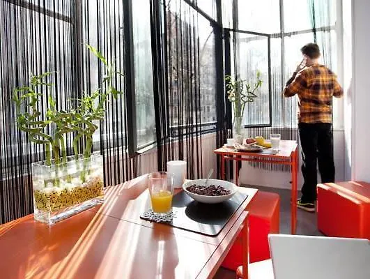 Hip Karma Hostel Барселона 0*,  Испания